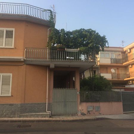 B&B Padre Pio Mascali Eksteriør billede