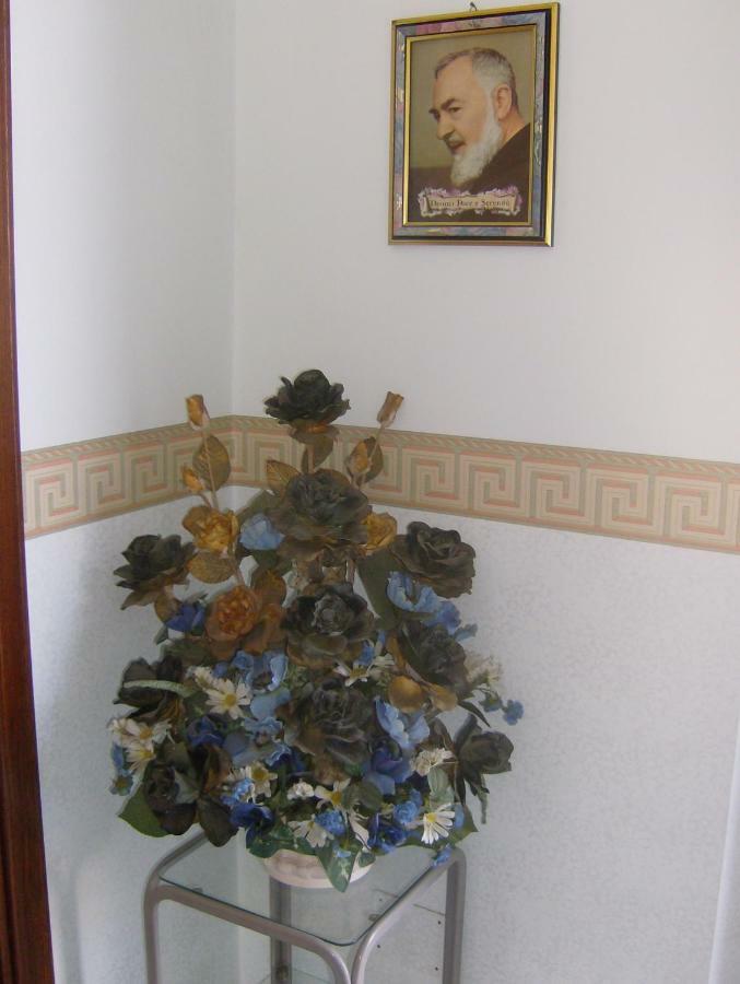 B&B Padre Pio Mascali Eksteriør billede