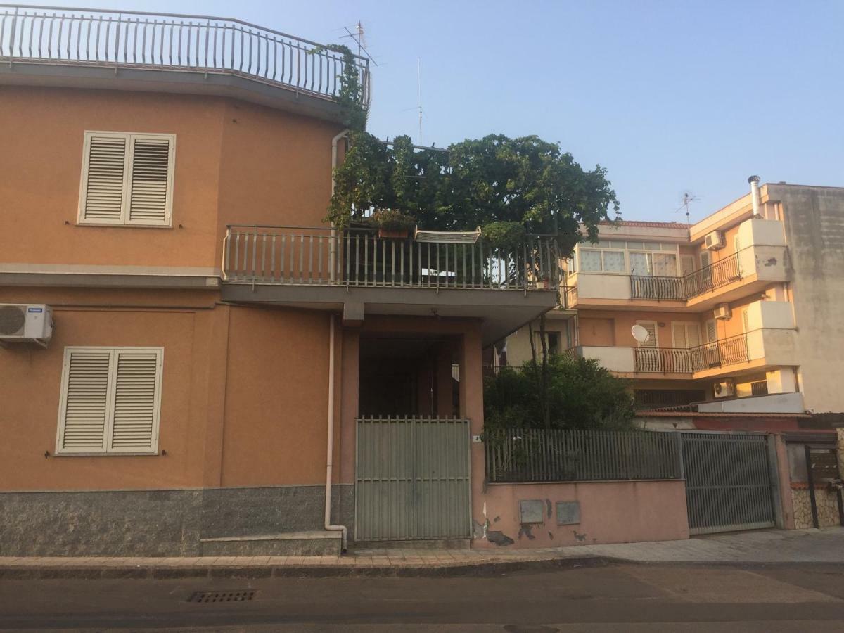 B&B Padre Pio Mascali Eksteriør billede