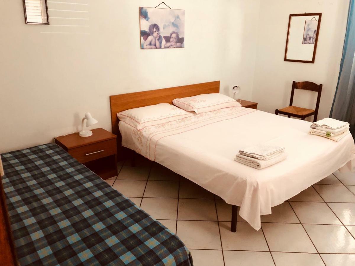 B&B Padre Pio Mascali Eksteriør billede