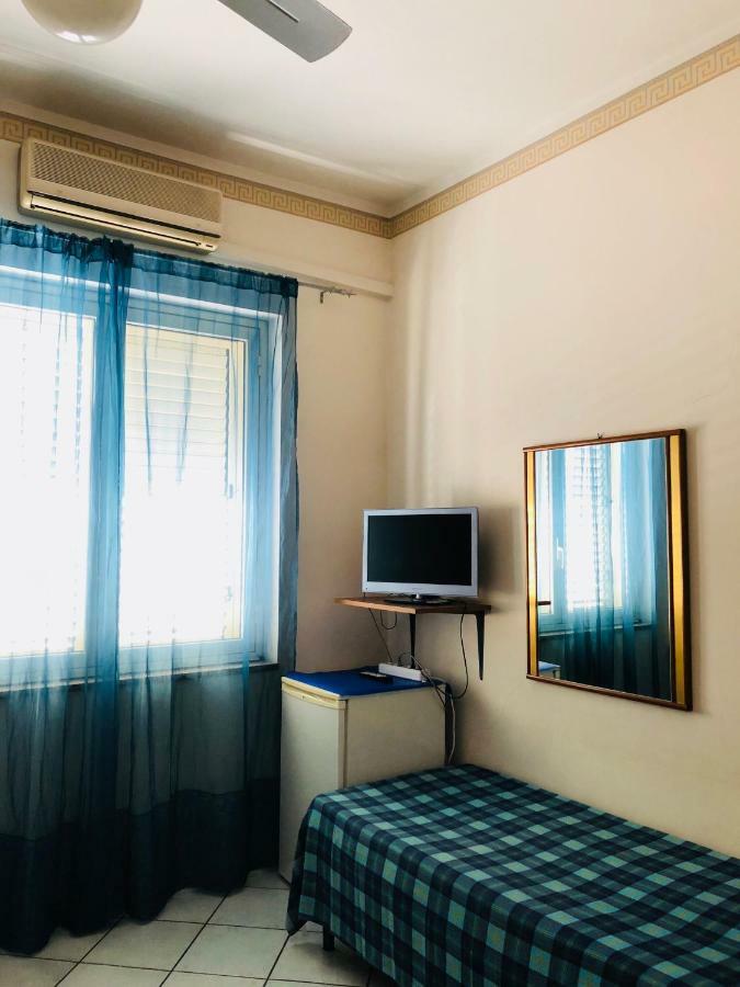 B&B Padre Pio Mascali Eksteriør billede